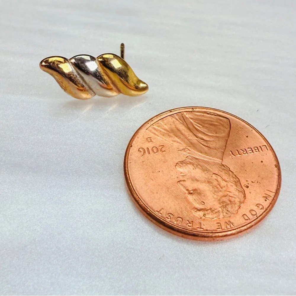 Goldtone and Silvertone vintage pierced post earrings